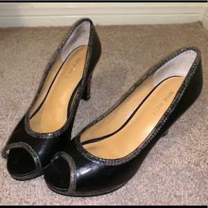 Nine West Snake Skin Heel/Seam with Platform 5.5